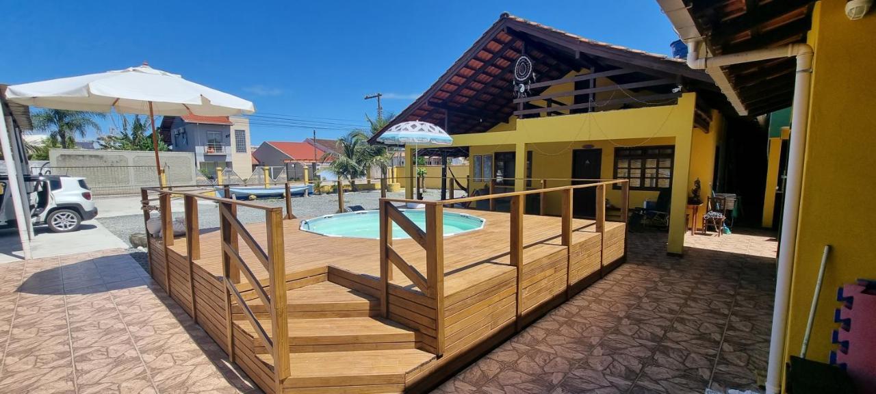 Pousada Bali Surf House -Suite 1 Piçarras Buitenkant foto